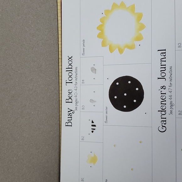 Debbie Mumm's Creative Stenciling book - Picture 9 of 16